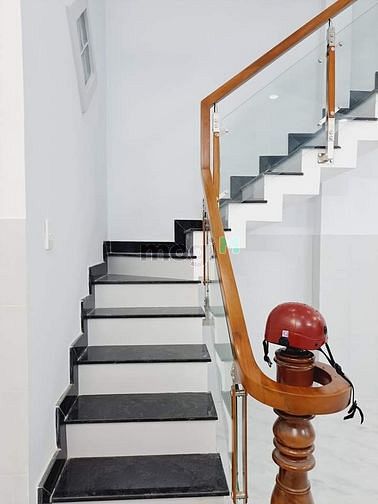 Hình ảnh Chiến lược bình tân ngang 5m hẻm 6m 2 tầng nhà mới.
