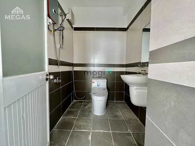 Hình ảnh Chung cư rộng 30m2 gần Cầu vượt Hoàng Hoa Thám và Etown Cộng Hòa