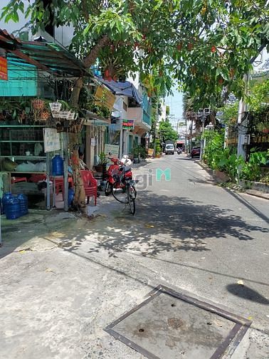 Hình ảnh Nhà c4 phan văn hớn 115m2, hẻm xe tải ngay coopmart