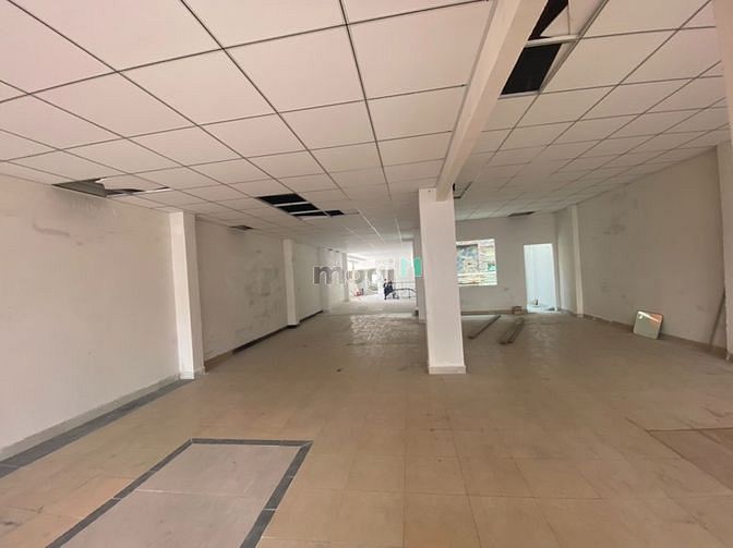 Hình ảnh Cho thuê MB lớn 8x40 MT đường Hoàng Việt, Q.Tân Bình