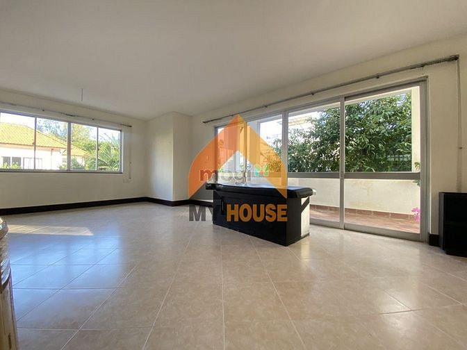 Hình ảnh Villa Trần Não 560m2 hồ bơi sân vườn 3000$