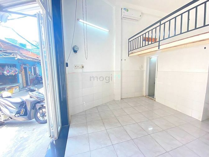 Hình ảnh Phòng 30m2, ngay Sân Bay Tân Sơn Nhất.