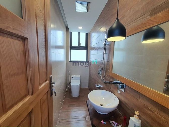 Hình ảnh Căn penhouse rộng 120m2 2pn 3wc siêu đẹp
