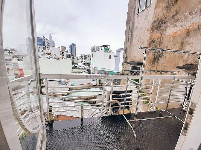 Hình ảnh Cho thuê Mb6623 nạp rút nhanh chóng Studio 30m2 ban công Quận 1, giá 6tr