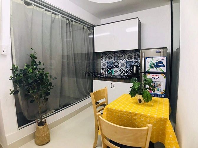 Hình ảnh Căn Hộ Full NT BALCONY Máy Giặt Riêng 70m2 Gần Ngã 5 Phù ĐổngQ1