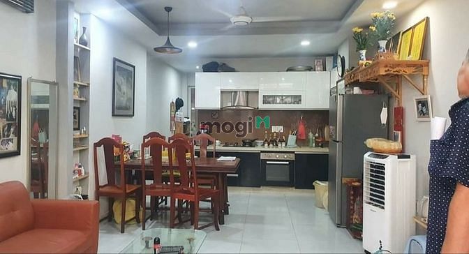 Hình ảnh 4 tầng CMT8 Quận 10 45m2, tặng nội thất