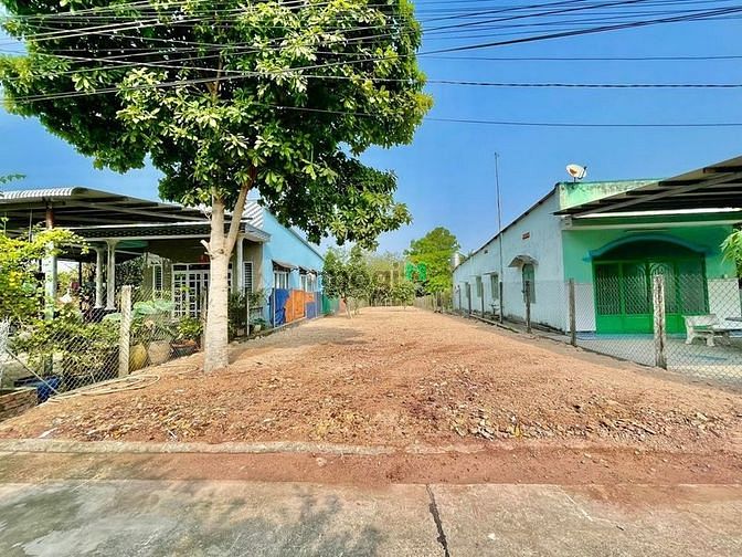 Hình ảnh 340m2 thổ cư chỉ 455 triệu, bao hết mọi chi phí, dân cư đông, đảm bảo