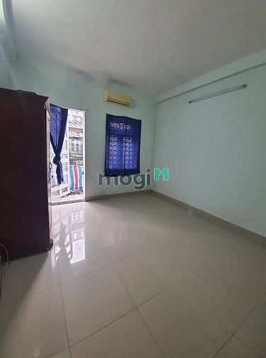 Hình ảnh Bán Gấp Nhà HXH Trần Hưng Đạo quận 5 SHR