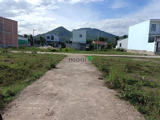Hình ảnh Bán đất Thôn Tây Đường 3m ôtô Vĩnh Phương. Nha Tràng