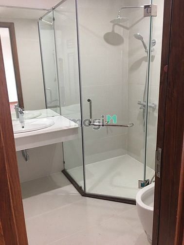 Hình ảnh Cho thuê tòa mặt phố Phạm Văn Đồng: 220m2, nhà 10 tầng