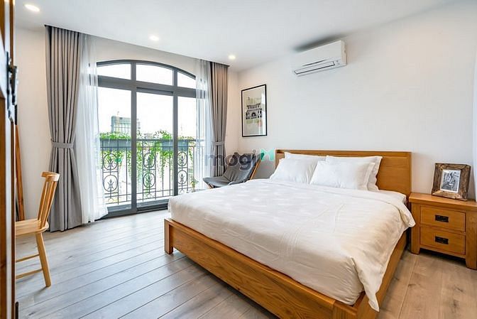 Hình ảnh CHO THUÊ CĂN HỘ cao cấp full nội thất có ban công Ở PHẠM VĂN ĐỒNG