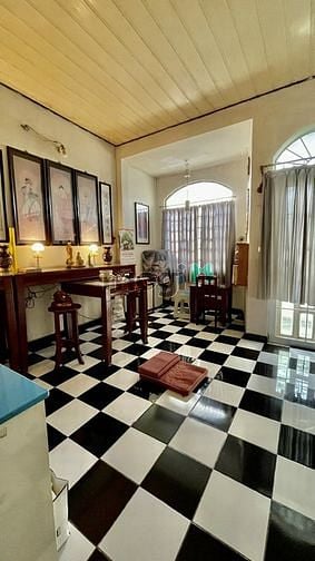 Hình ảnh Siêu phẩm 2 tầng Bình Hưng Bình Chánh cần tìm chủ mới