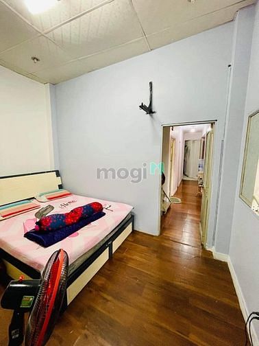 Hình ảnh CÁCH MẠNG THÁNG TÁM - QUẬN 10 - 3 tầng - vào ở ngay