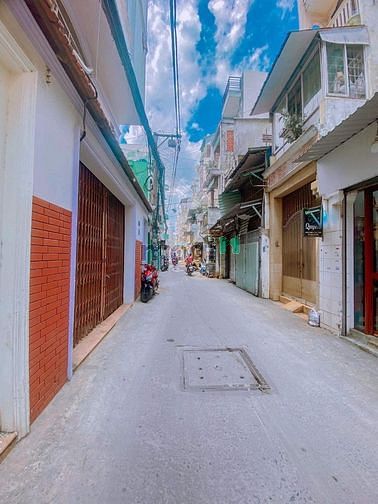 Hình ảnh CÁCH MẠNG THÁNG TÁM - QUẬN 10 - 3 tầng - vào ở ngay
