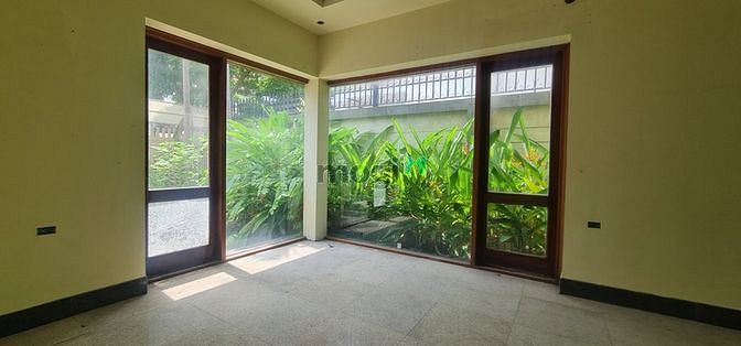 Hình ảnh Bán gấp biệt thự Việt Hưng 228m2 4t mt13,3 39tỷ