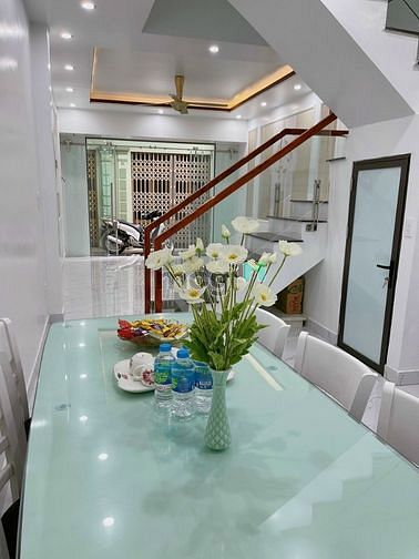 Hình ảnh Babs nhà 41m2, 3 tàng phố Vũ Chí Thắng chỉ 2 tỷ300