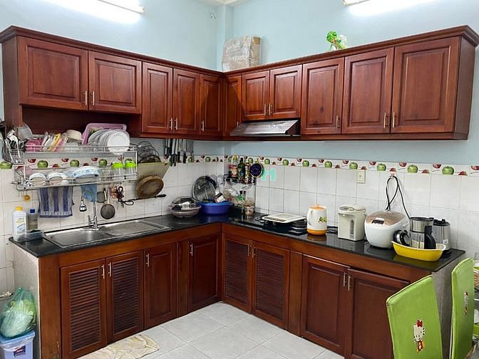 Hình ảnh Nguyễn Xí, 65m2, 4.6m x 14m, BTCT, Chỉ 6.75 Tỷ