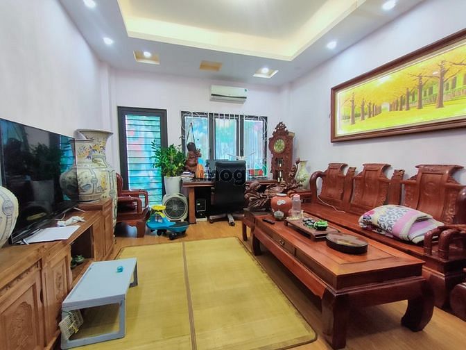Hình ảnh Bán gấp nhà phố Bồ Đề, Long Biên 57m2, 6t thang máy