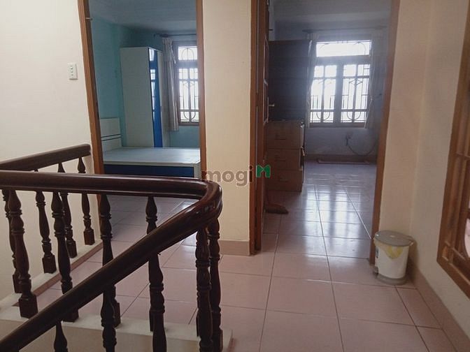 Hình ảnh CHO THUÊ Nhà đẹp 3 Tầng, 4 PN, đường 12m Bình Lợi