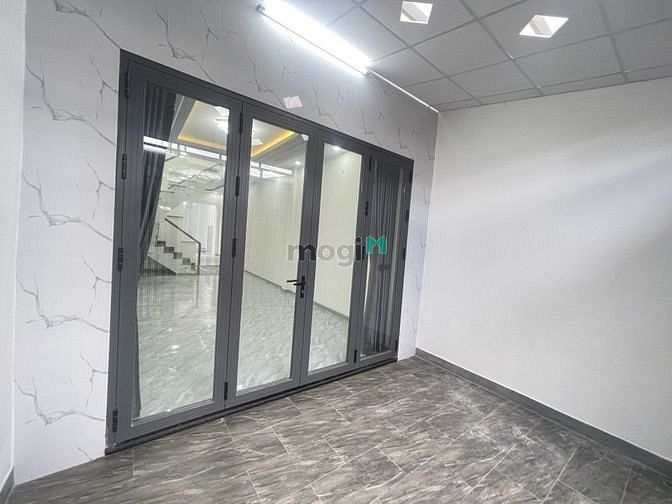 Hình ảnh Hẻm 5m Âu Cơ - Tân Bình 4mx16m, 3 tầng 4PN siêu đẹp chỉ 6 ty 7.