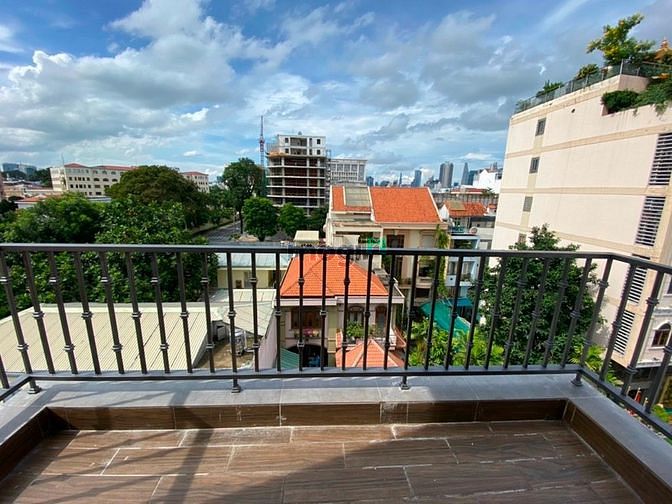 Hình ảnh Căn Hộ Penhouse View Đẹp Trung Tâm_Bancol_Máy Giặt Riêng