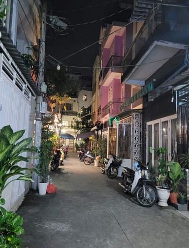Hình ảnh 4 TỶ 5 – 75m2 (Nở hậu) – Nhà Cách Mạng Tháng 8 – Tân Bình – Siêu Hiếm