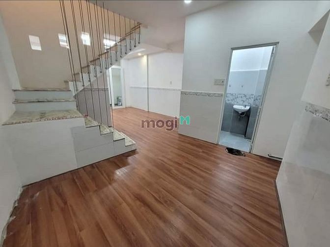 Hình ảnh 4 TỶ 5 – 75m2 (Nở hậu) – Nhà Cách Mạng Tháng 8 – Tân Bình – Siêu Hiếm