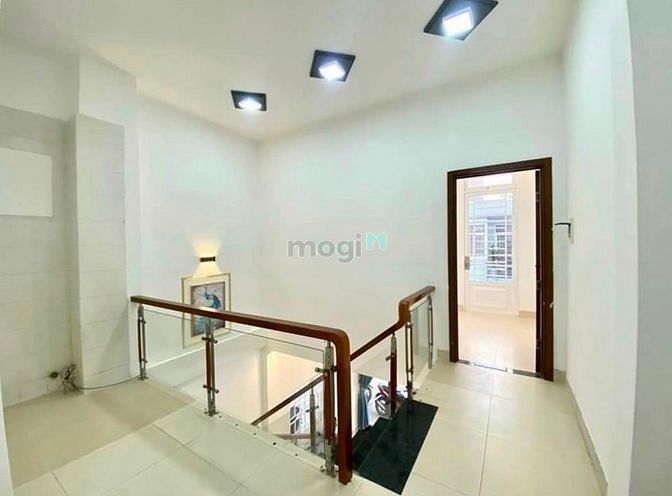 Hình ảnh Nhà: Âu Dương Lân P3 Quận 8( Dt: 52.2m2 ) 1T2L SHr