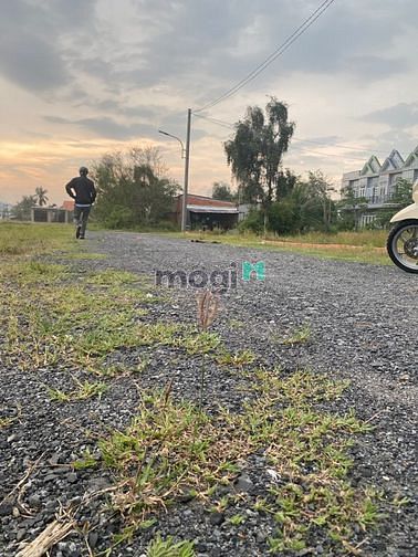 Hình ảnh Cần ra gấp 12 lô đất gần chợ Bình Chánh từ CĐT đường nội bô số 17