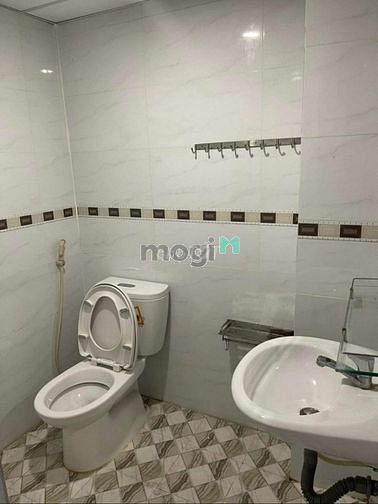 Hình ảnh Nhà Nguyên Căn tại trung tâm Tân Bình