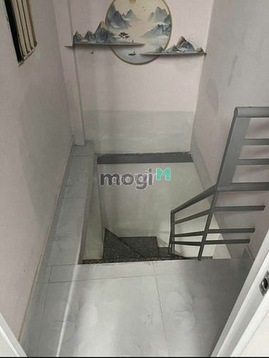 Hình ảnh Nhà Nguyên Căn tại trung tâm Tân Bình