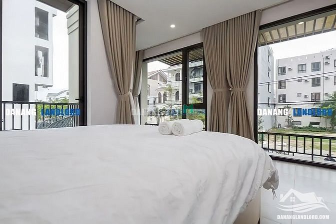 Hình ảnh Mb6623 nạp rút nhanh chóng 2PN hồ bơi Sơn Trà - C144