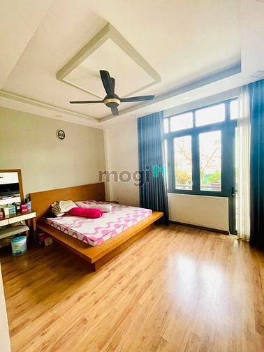 Hình ảnh Nhà Tân Phú 225m2 HXH 3 Tầng 18,3 Tỷ
