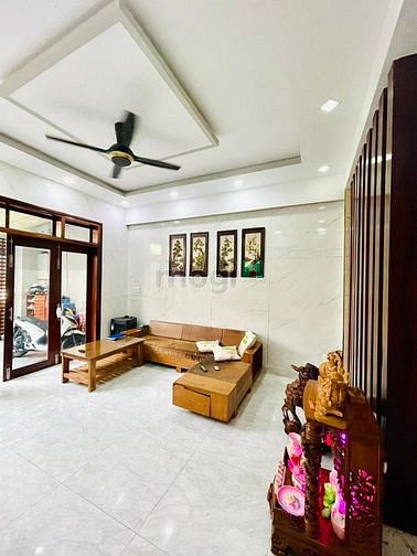 Hình ảnh Nhà Tân Phú 225m2 HXH 3 Tầng 18,3 Tỷ