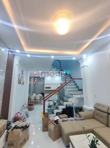 Hình ảnh Nhà mới xây, 1 trệt, 2 lầu, sân thượng bao chill