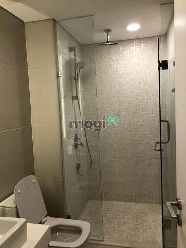 Hình ảnh Mb6623 nạp rút nhanh chóng Studio Gateway Thảo Điền nội thất đầy đủ, phong cách tối giản.