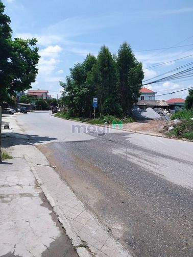Hình ảnh Bán lô đất 454m2 giá 2 triệu 1/ 1m2 Cẩm Lý-Lục Nam