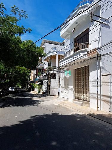 Hình ảnh ngộp bank bán gấp lô đất-DT68m2 mặt tiền Vũ Hữu-sát biển chỉ 2 tỷ 9.