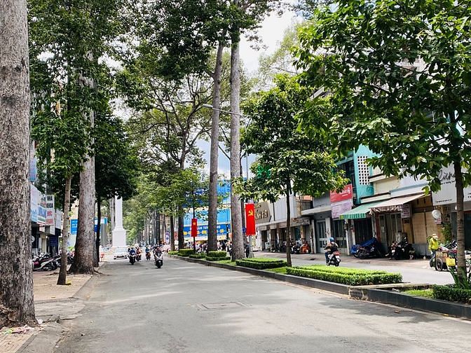 Hình ảnh Nhà MT Nguyễn Chí Thanh, Phường 3, Quận 10.