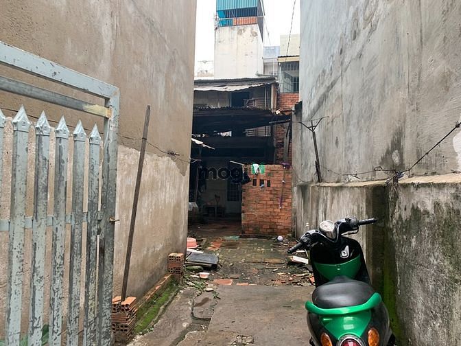 Hình ảnh Đất Hiếm 161m2 Đ.Ng.Trãi Q1- Bán đi Nước Ngoài