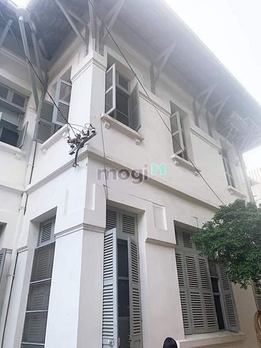 Hình ảnh Bán biệt thự cổ đời Pháp Quận 3
