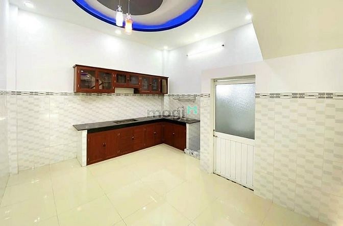 Hình ảnh Đường 6m - gần khu tên lửa - bình tân giá chỉ 2tỉ