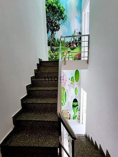 Hình ảnh Cần bán nhà bình tân đẹp giá hạt dẻ , phù hợp