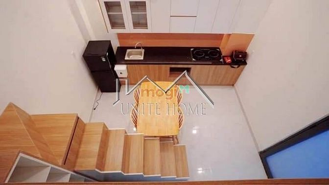 Hình ảnh Căn duplex_35m2_bancong_có bếp từ âm, sofa, tv gần Lotte Quận 7