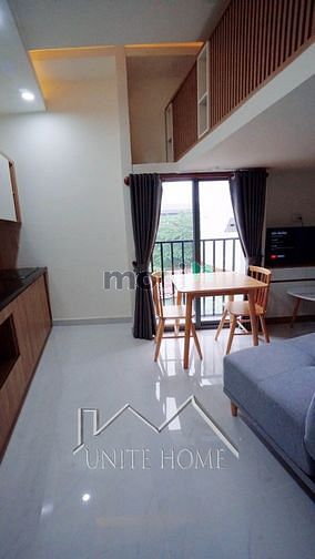 Hình ảnh Căn duplex_35m2_bancong_có bếp từ âm, sofa, tv gần Lotte Quận 7