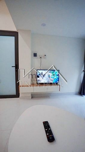 Hình ảnh Căn duplex_35m2_bancong_có bếp từ âm, sofa, tv gần Lotte Quận 7