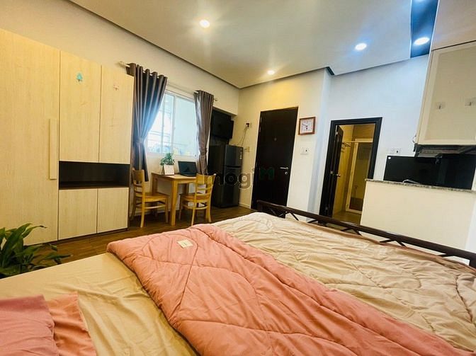 Hình ảnh Cho Thuê CHDV Full Nội Thất Kế Sân Bay Vào Ở Liền