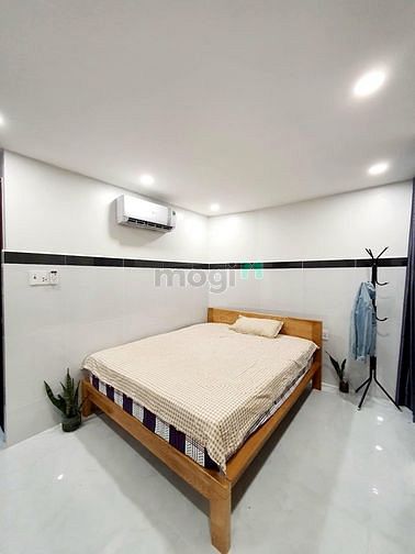 Hình ảnh phòng TRỆT có sân riêng - máy giặt riêng - ngay chân Cầu SG Q.2