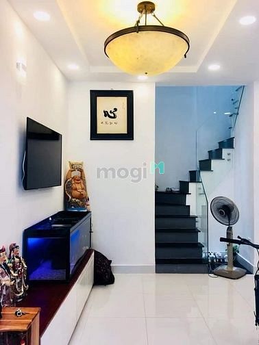 Hình ảnh Bán nhà HXH, SHR Đất Thánh, Tân Bình, 64m2, ngang 5.5m, Giá Rẻ