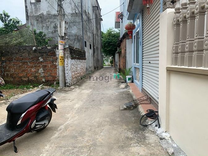 Hình ảnh chính chủ nhờ bán 72 vuông vắn cách phố chùa thông 150m đường thông to